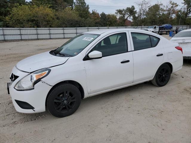 nissan versa s 2019 3n1cn7ap4kl873715