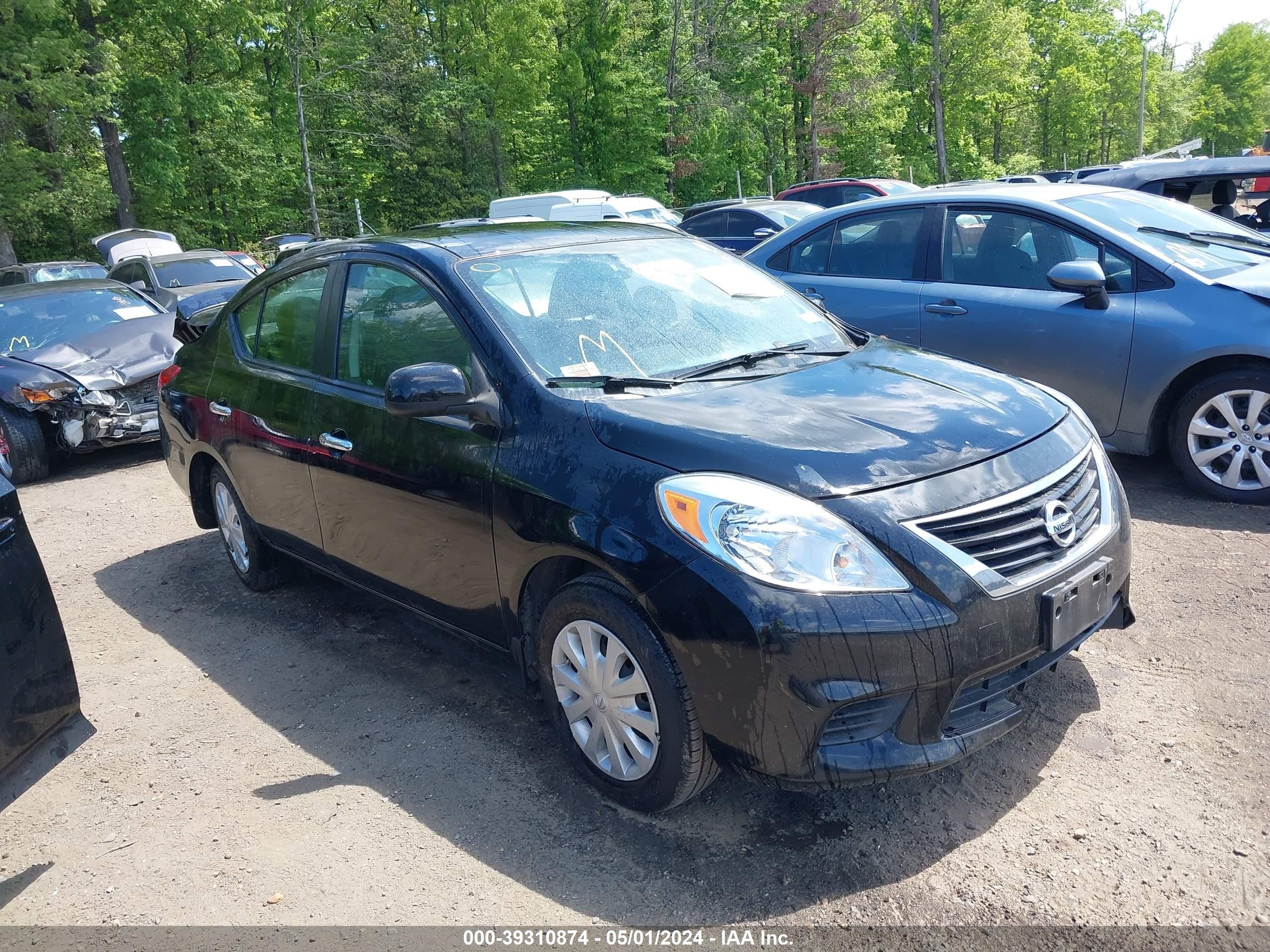 nissan versa 2013 3n1cn7ap5dl840712