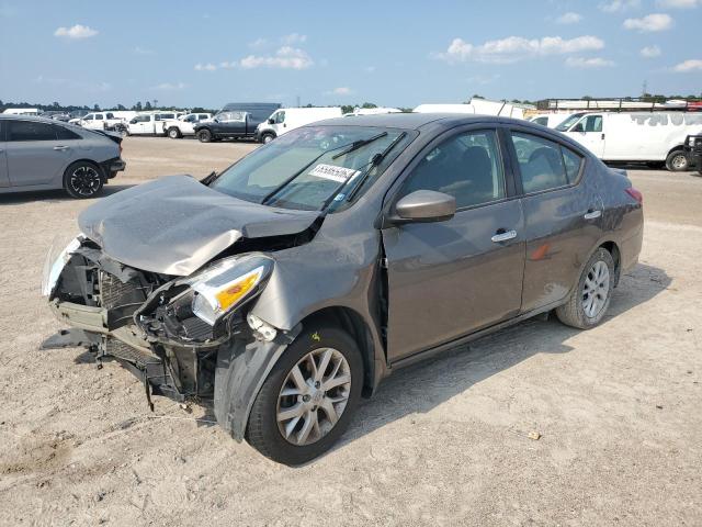 nissan versa s 2017 3n1cn7ap5hl882304