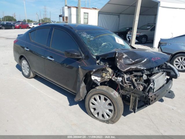 nissan versa sedan 2018 3n1cn7ap5jl801825