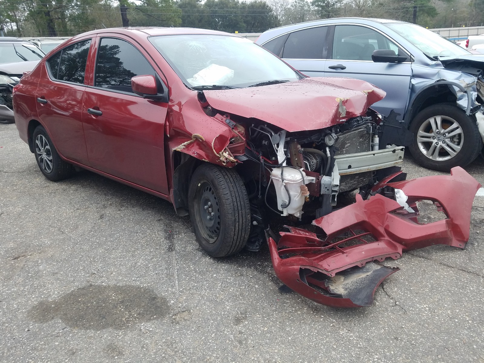 nissan versa s 2018 3n1cn7ap5jl825736