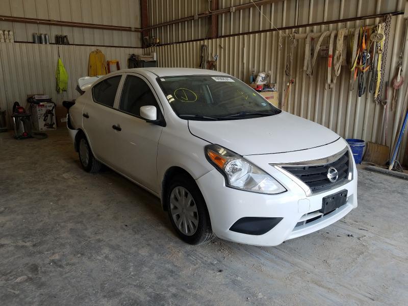 nissan versa s 2018 3n1cn7ap5jl843766