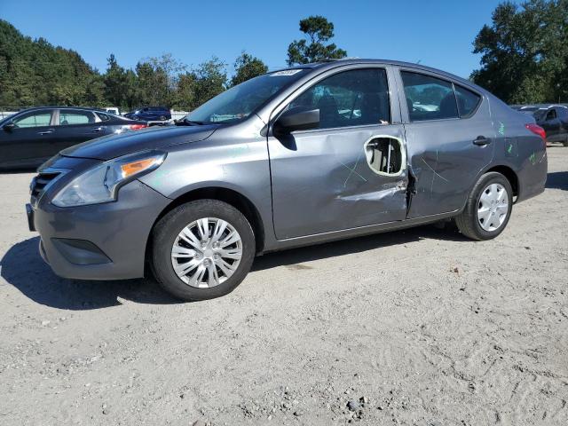 nissan versa s 2018 3n1cn7ap5jl881966