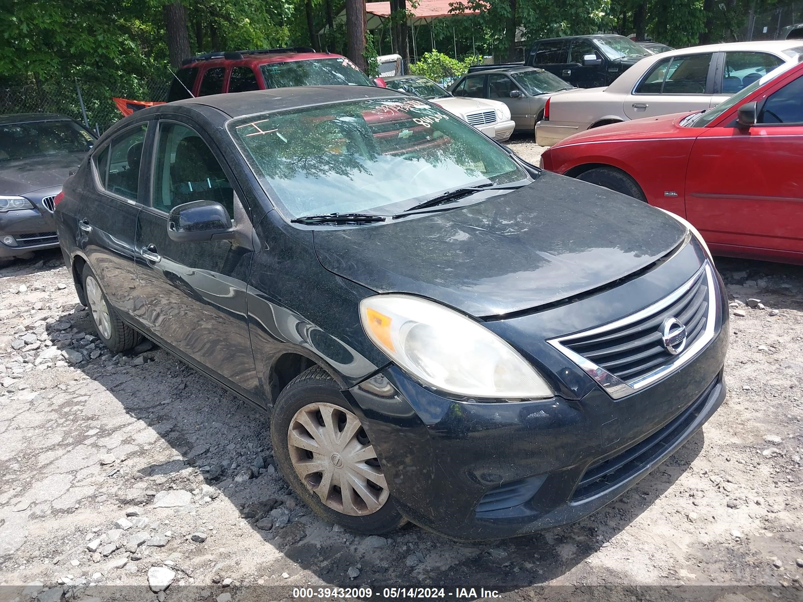 nissan versa 2013 3n1cn7ap6dl841206