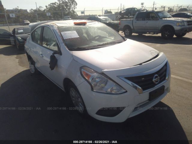 nissan versa sedan 2018 3n1cn7ap6jl805978