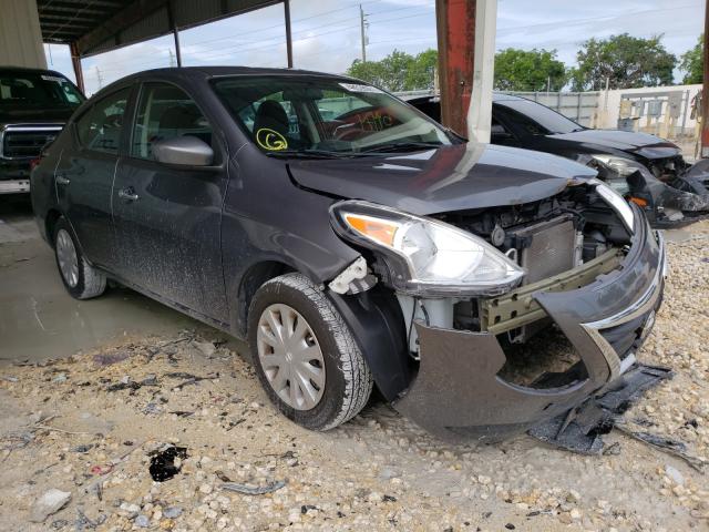 nissan versa s 2018 3n1cn7ap6jl807102