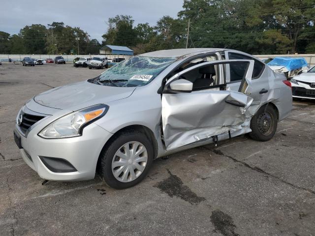 nissan versa s 2019 3n1cn7ap6kl815802