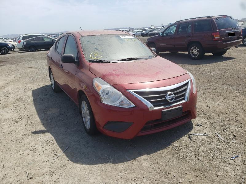 nissan versa s 2015 3n1cn7ap7fl886884