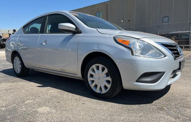 nissan versa s 2018 3n1cn7ap7jl810980