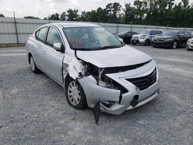 nissan versa s 2018 3n1cn7ap7jl833885