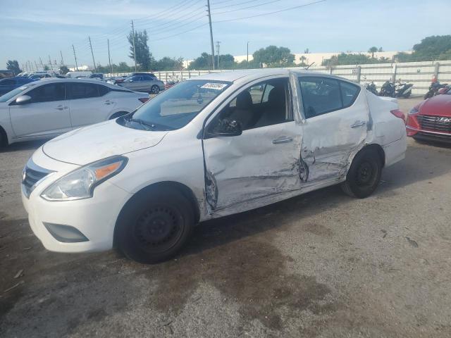 nissan versa s 2018 3n1cn7ap7jl854820