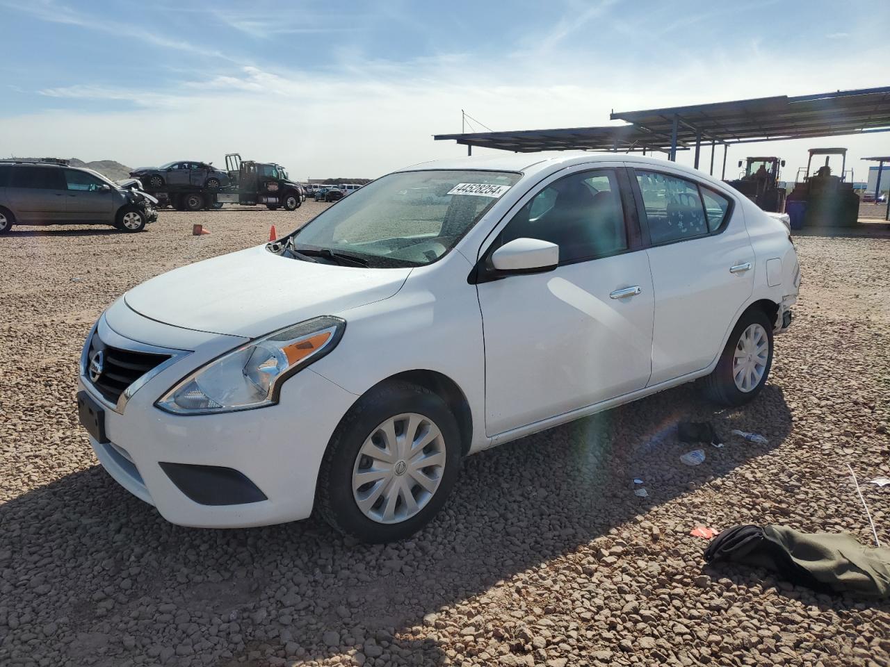 nissan versa 2018 3n1cn7ap7jl872783