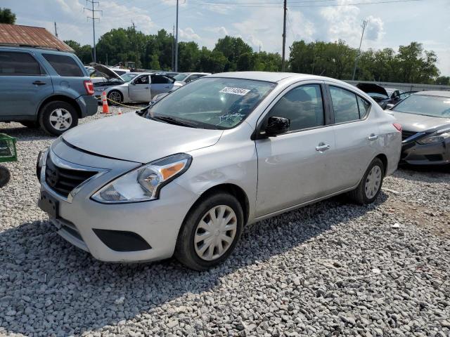 nissan versa s 2018 3n1cn7ap7jl877904