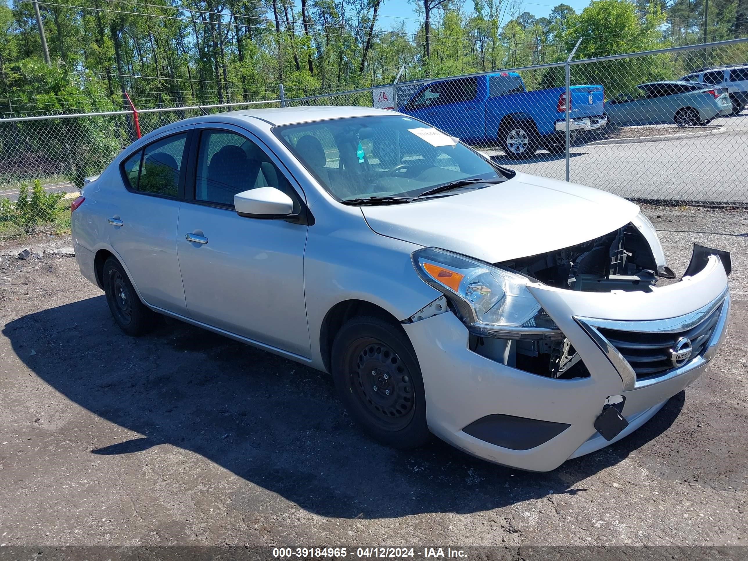 nissan versa 2019 3n1cn7ap7kl840563