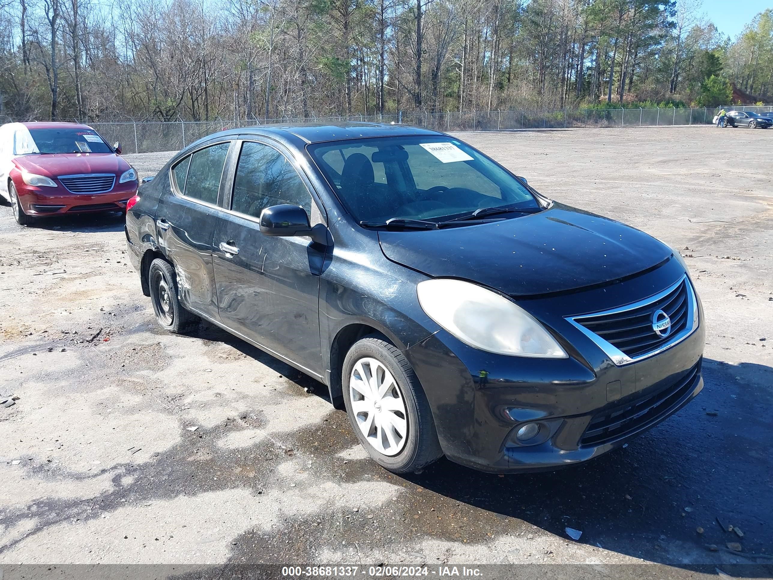 nissan versa 2014 3n1cn7ap8el816731