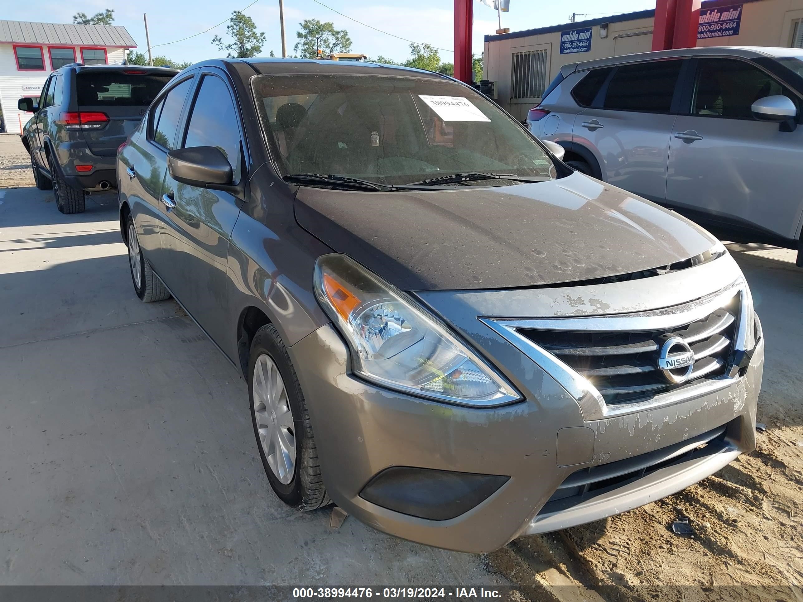 nissan versa 2015 3n1cn7ap8fl904860