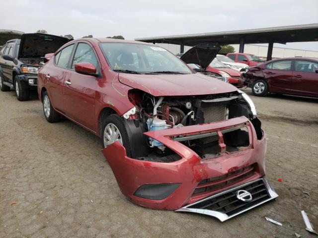 nissan versa s 2018 3n1cn7ap8jl811586