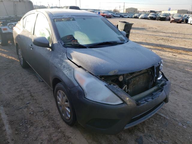 nissan versa s 2018 3n1cn7ap8jl818845