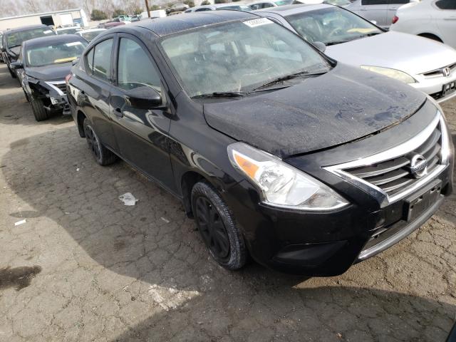 nissan versa s 2018 3n1cn7ap8jl865566