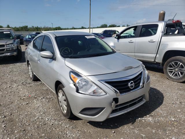 nissan versa s 2018 3n1cn7ap8jl885154