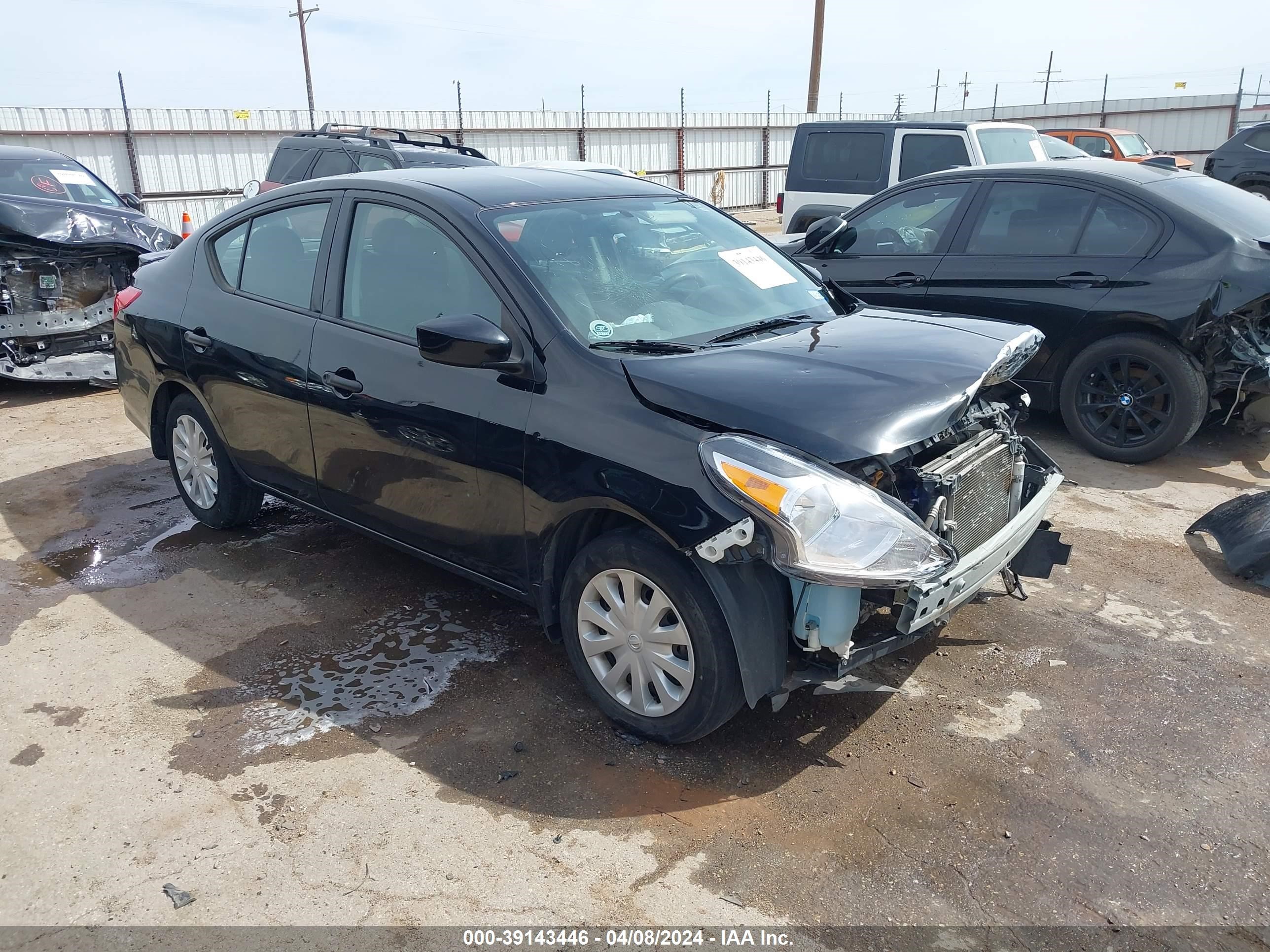 nissan versa 2019 3n1cn7ap8kl811587