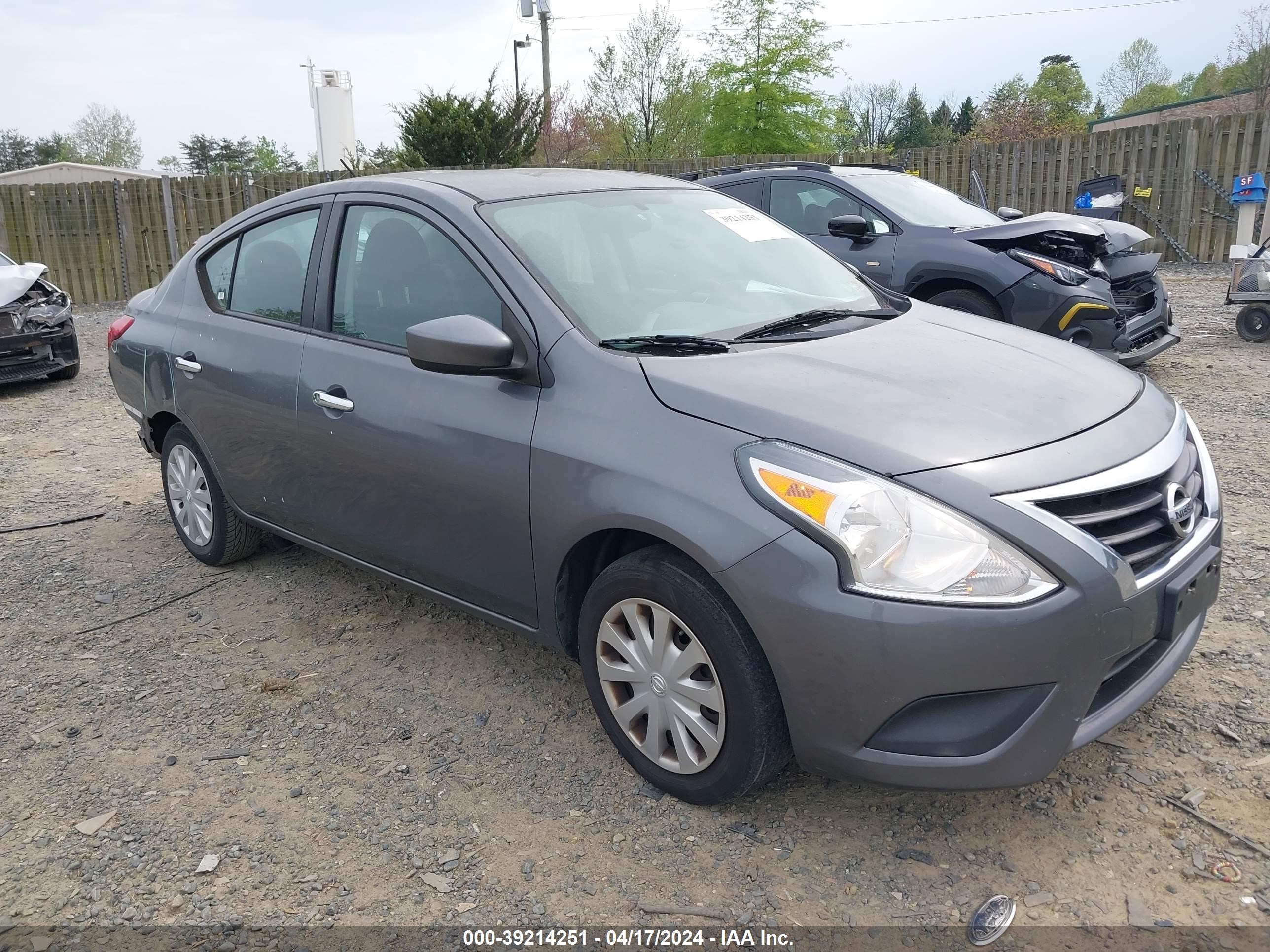 nissan versa 2016 3n1cn7ap9gl850325