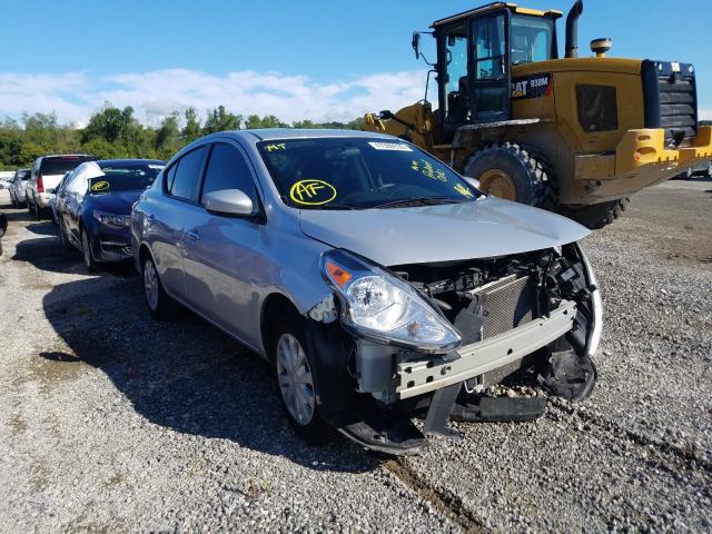 nissan versa s 2018 3n1cn7ap9jl882196