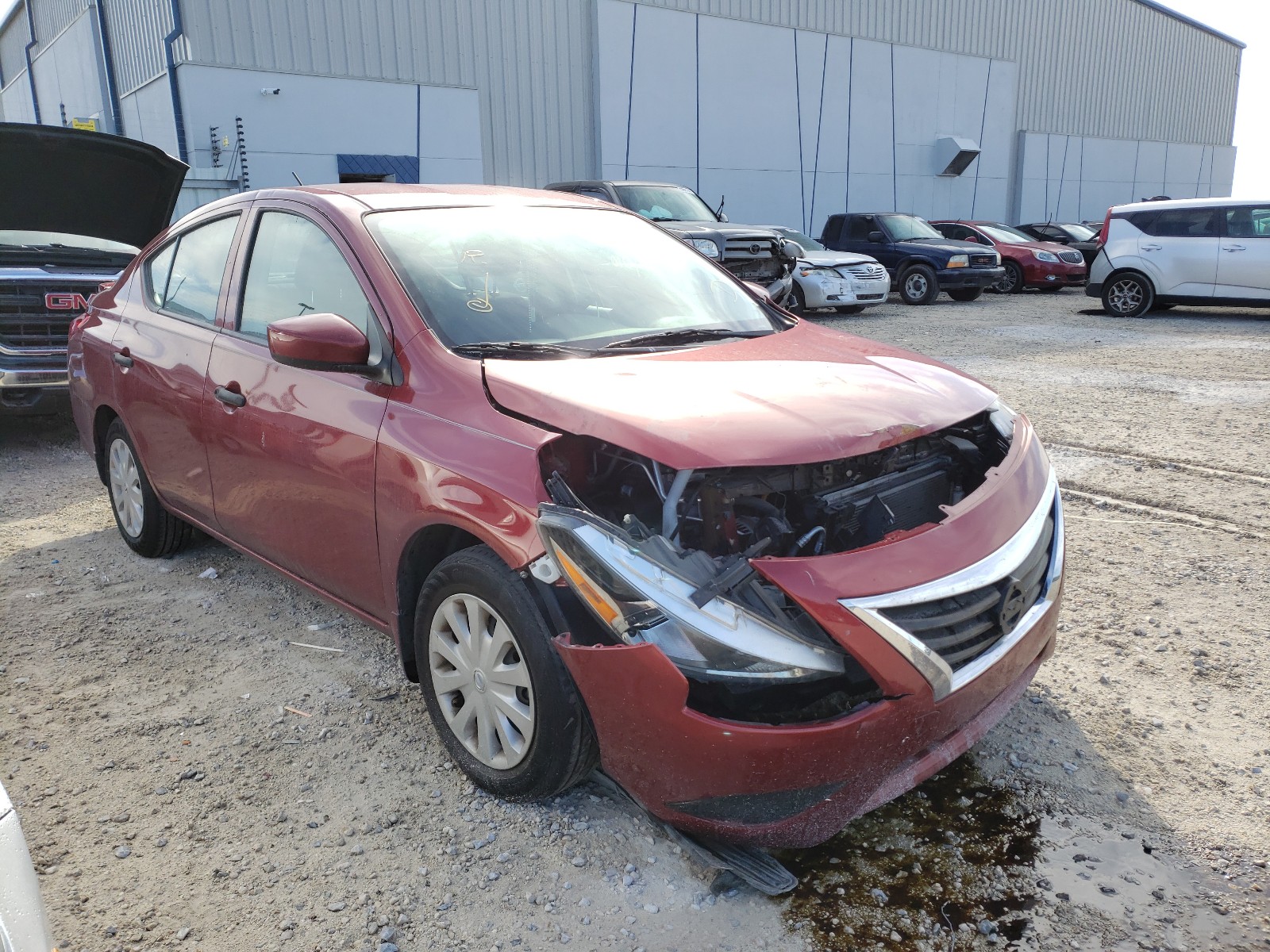 nissan versa s 2019 3n1cn7ap9kl828656