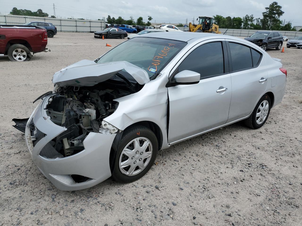 nissan versa 2019 3n1cn7ap9kl864721