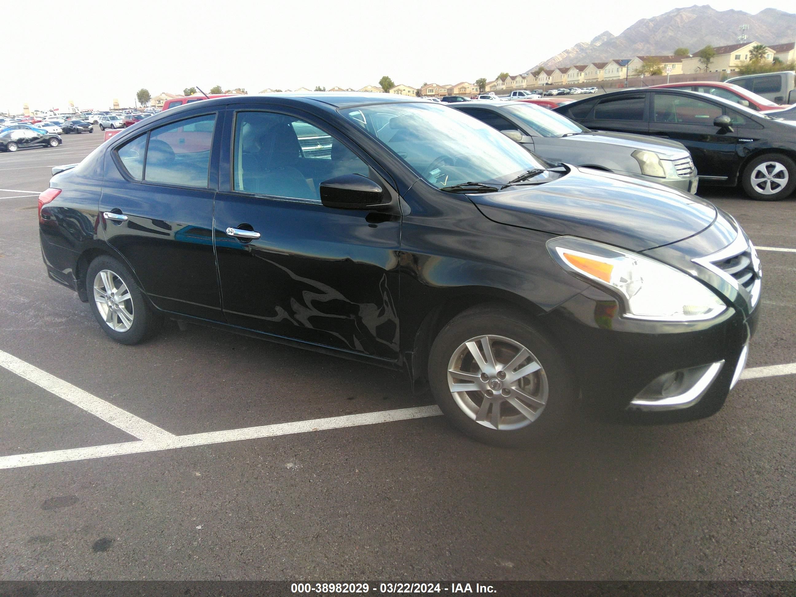 nissan versa 2015 3n1cn7apxfl823276