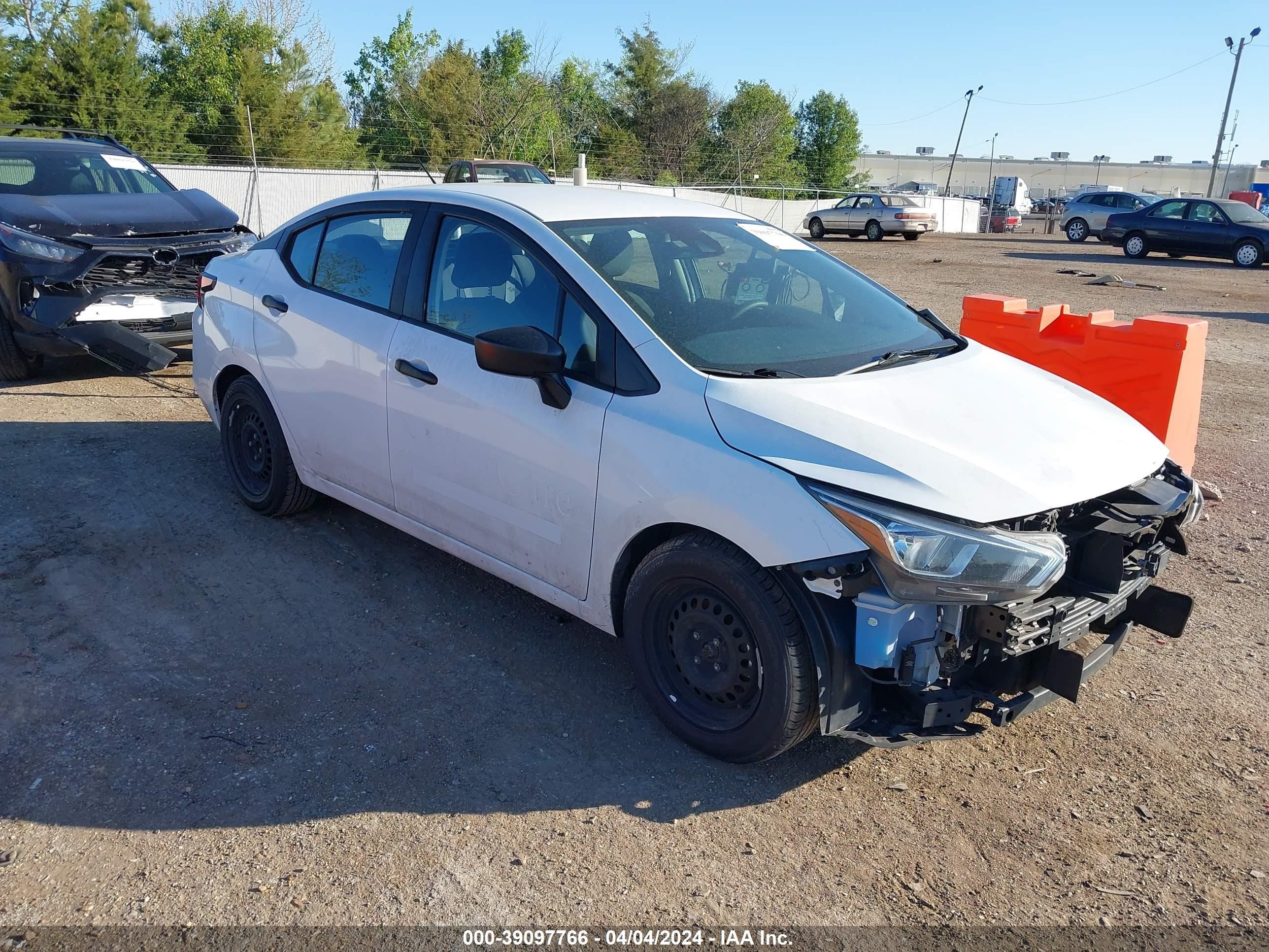 nissan versa 2020 3n1cn8dv1ll859806