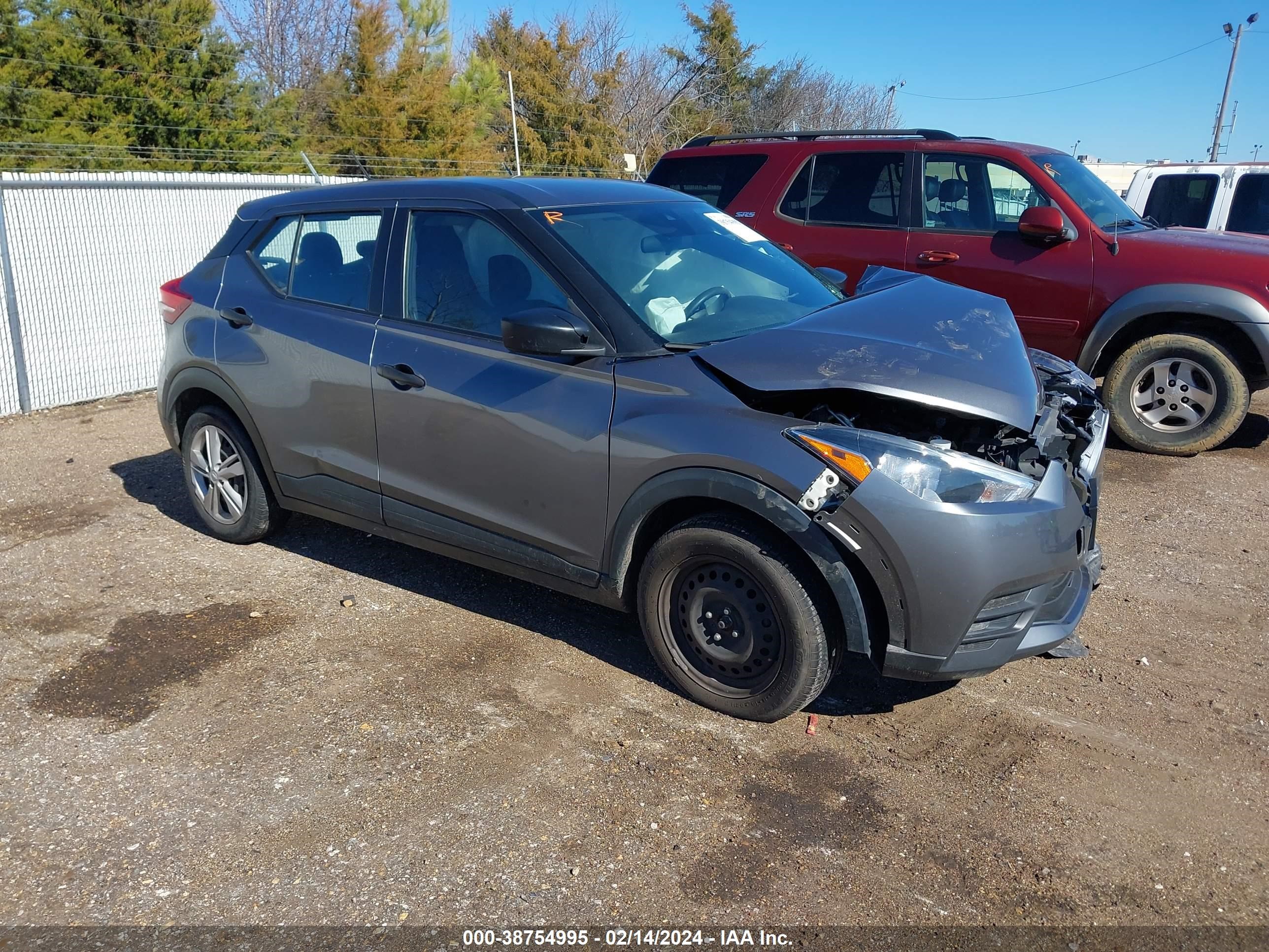 nissan kicks 2020 3n1cp5bv8ll493872