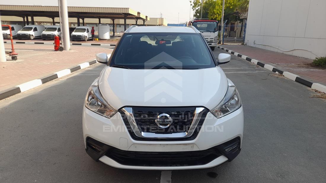 nissan kicks 2020 3n1cp5c96ll569901