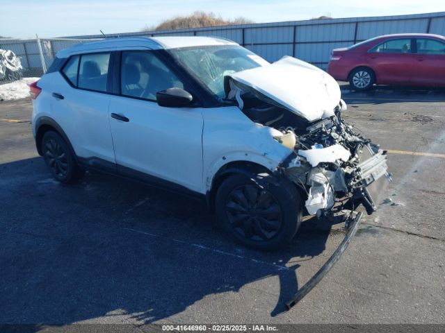 nissan kicks 2018 3n1cp5cu0jl511770