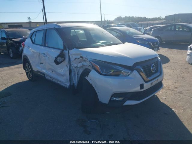 nissan kicks 2018 3n1cp5cu1jl507226