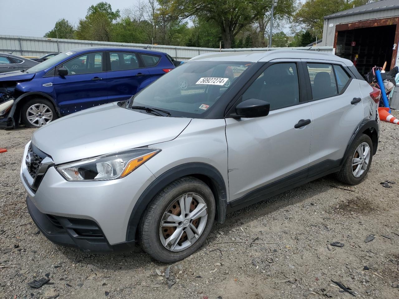 nissan kicks 2018 3n1cp5cu1jl519618