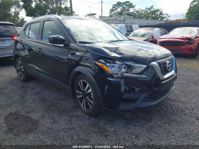 nissan kicks 2018 3n1cp5cu1jl519795