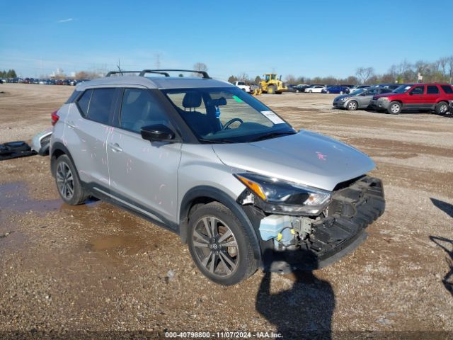 nissan kicks 2019 3n1cp5cu1kl528806