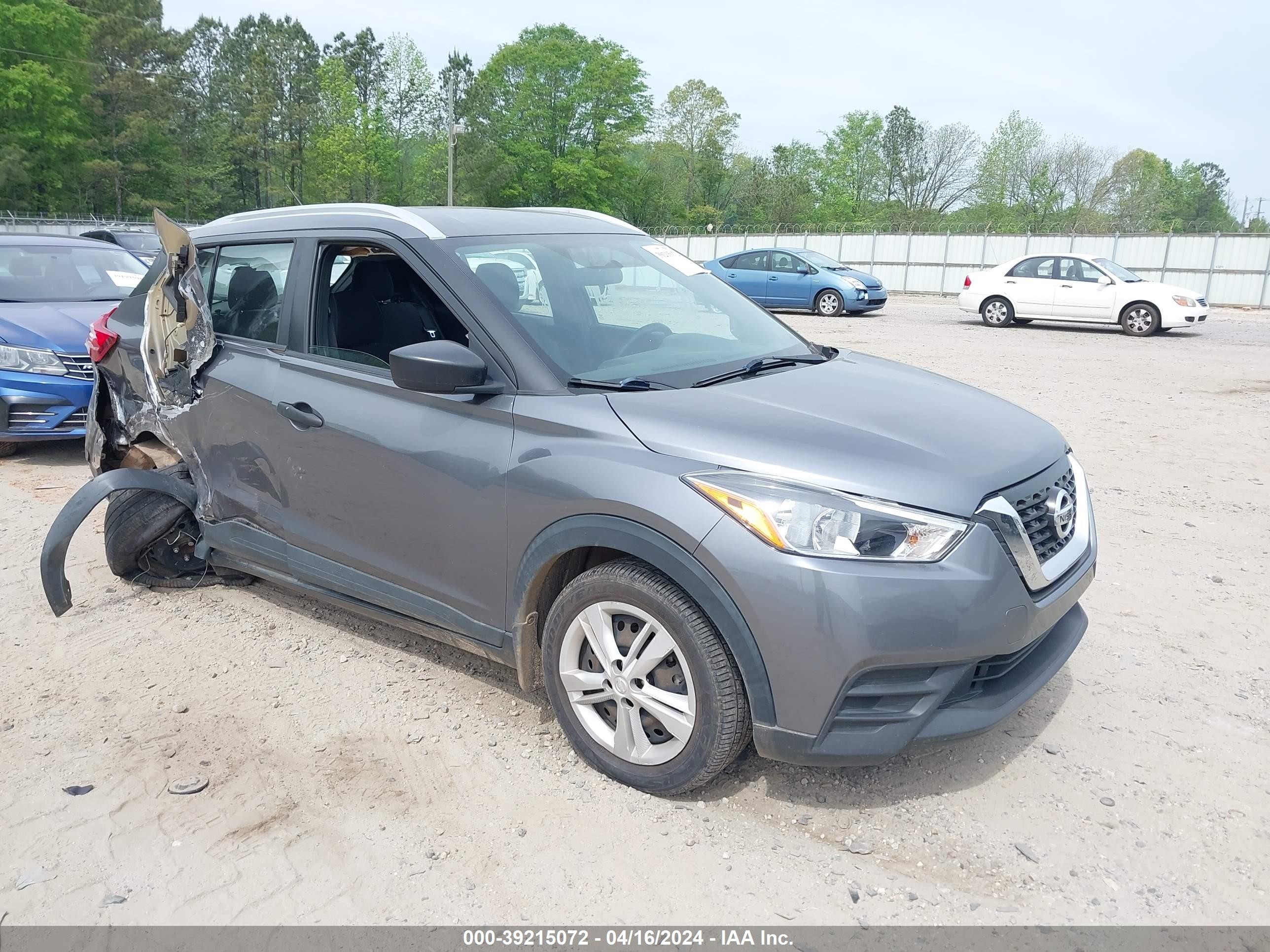 nissan kicks 2019 3n1cp5cu1kl534573