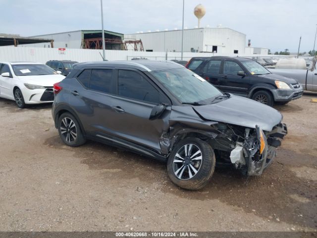 nissan kicks 2019 3n1cp5cu3kl569180