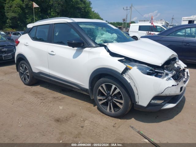 nissan kicks 2019 3n1cp5cu4kl507061