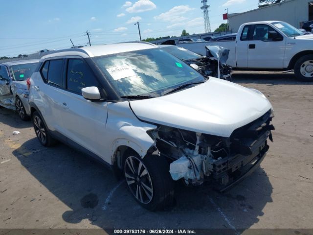 nissan kicks 2018 3n1cp5cu5jl536387