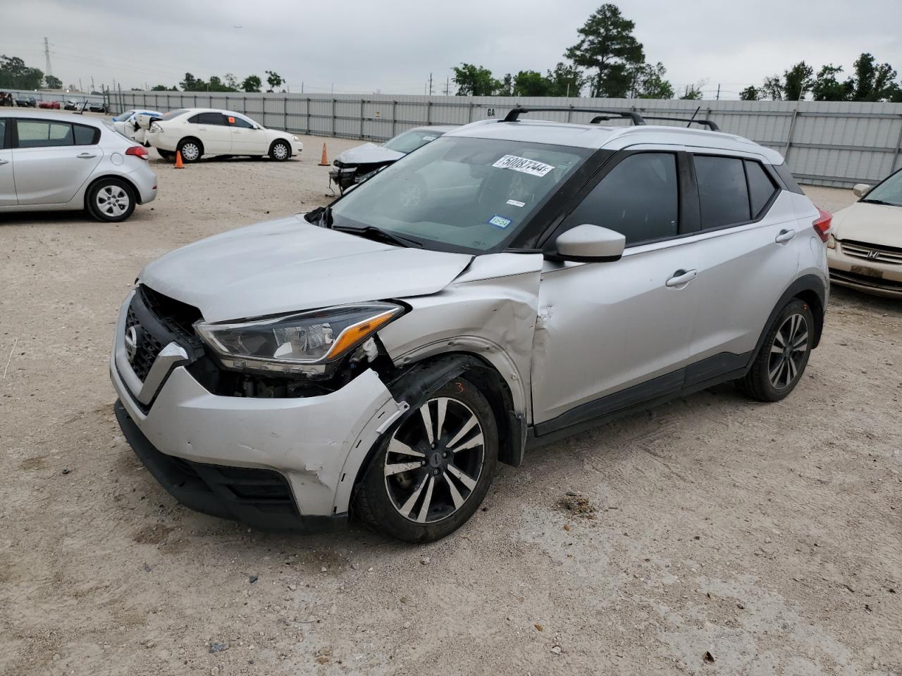 nissan kicks 2019 3n1cp5cu6kl562966