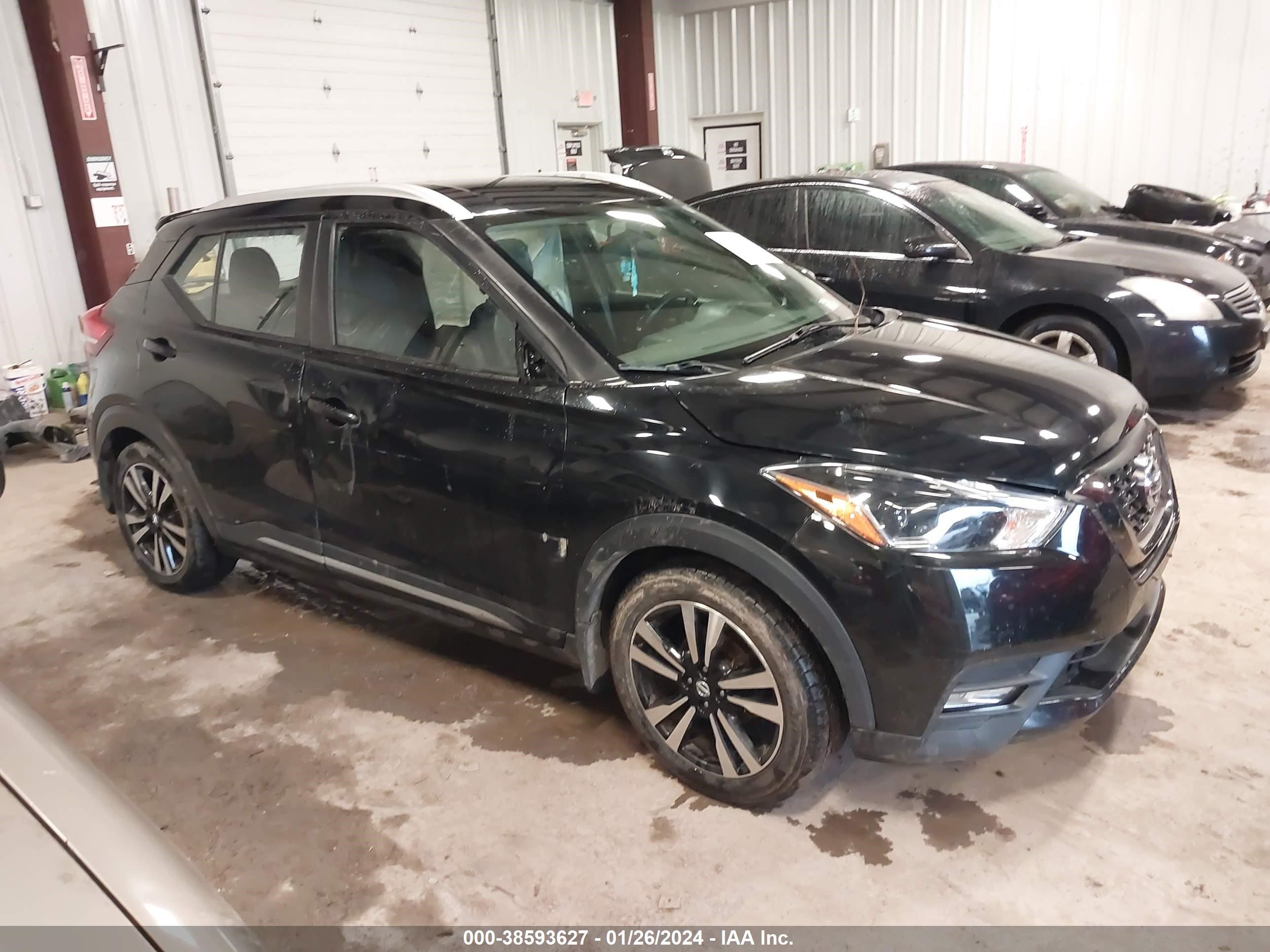 nissan kicks 2019 3n1cp5cu7kl533590