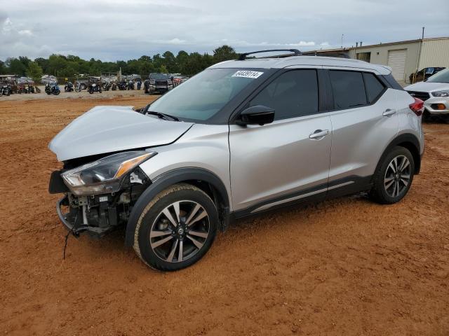 nissan kicks 2018 3n1cp5cu8jl526694