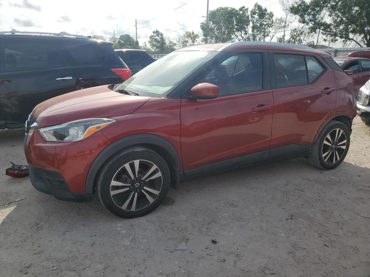 nissan kicks 2018 3n1cp5cu9jl508849