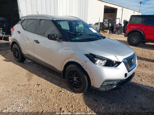 nissan kicks 2018 3n1cp5cu9jl535923