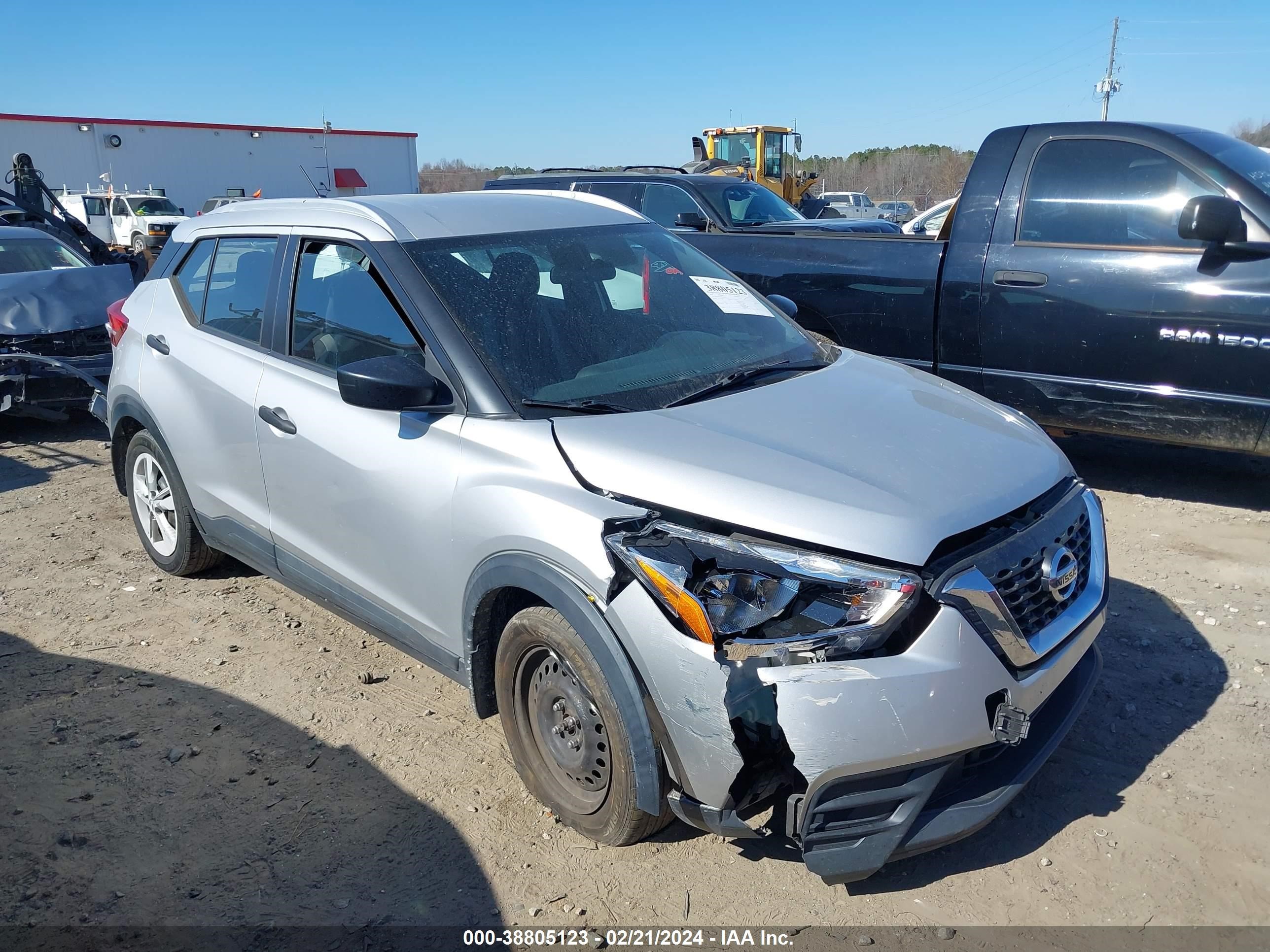 nissan kicks 2019 3n1cp5cu9kl514569