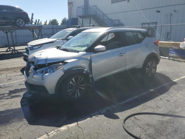 nissan kicks sv 2020 3n1cp5cv2ll517744