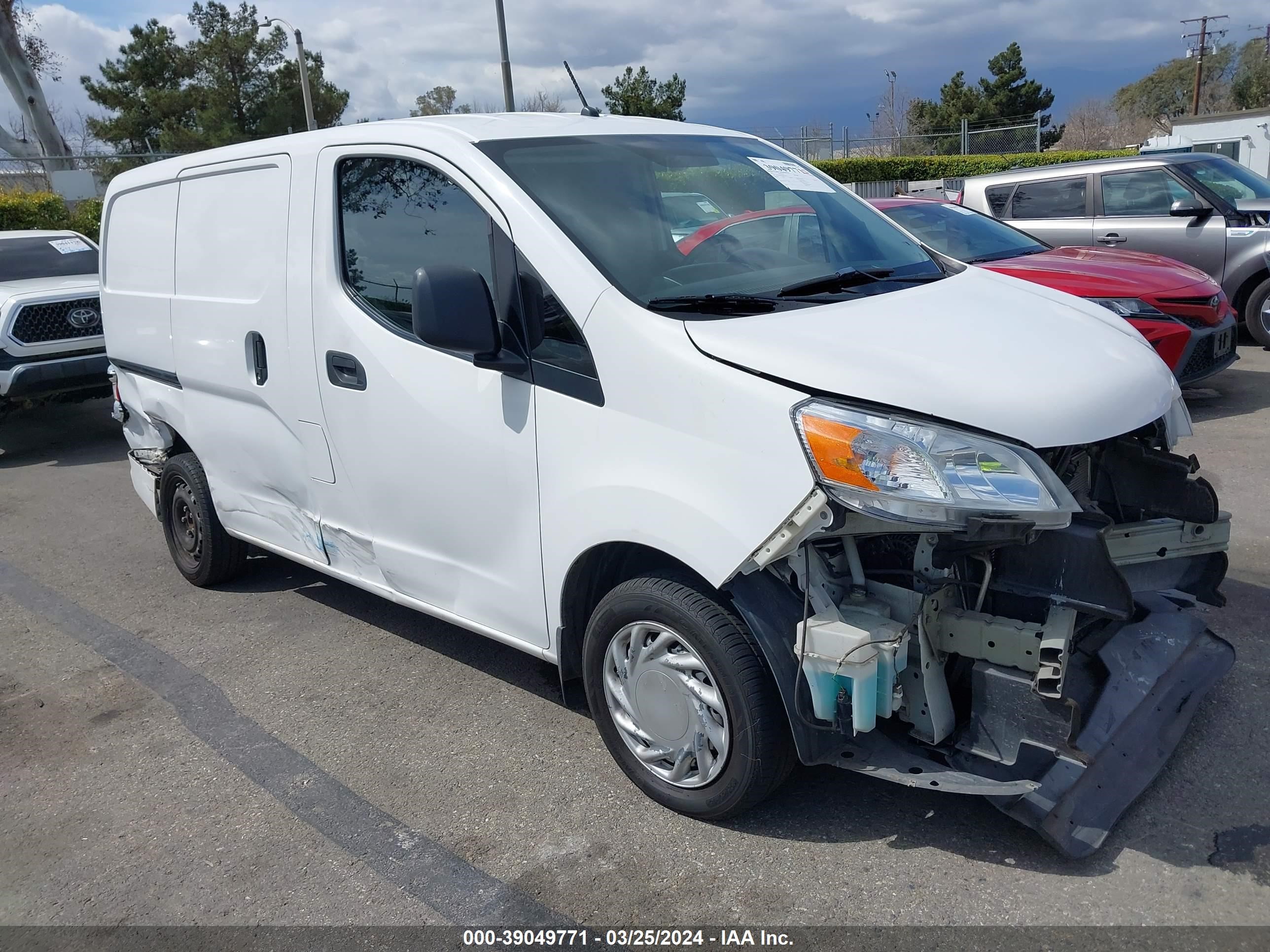 nissan nv200 2017 3n6cm0kn2hk699756